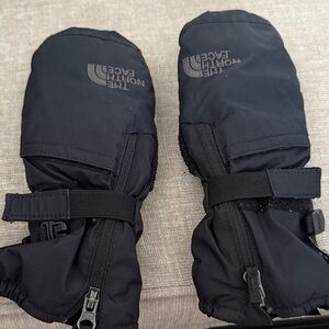 The North Face Black Insulated Mittens